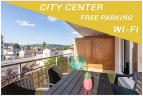 Studio avec terrasse, parking, centre-ville